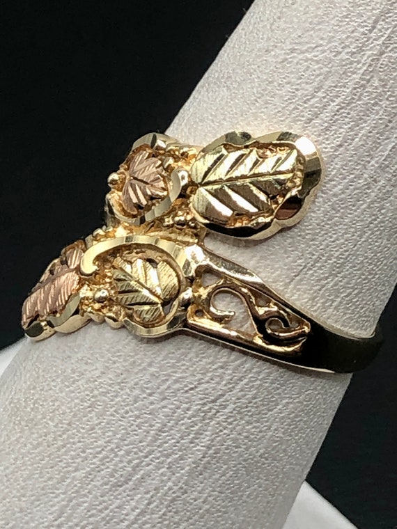 Stylish Coleman 10K Black Hills Gold Ring - Vinta… - image 4