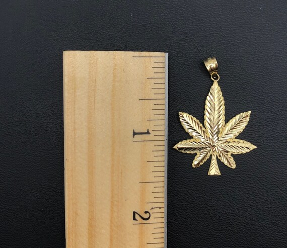 10K Gold Marijuana Leaf Pendant - Cannabis - Vint… - image 5