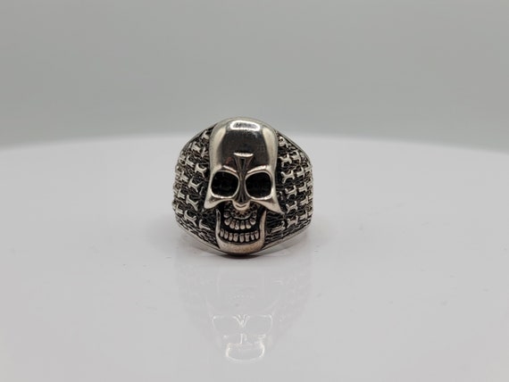 Vintage Sterling Silver Skull & Bones Ring - image 1