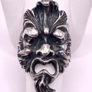 Vintage Sterling Silver Screaming Face Ring Heavy! Size 10