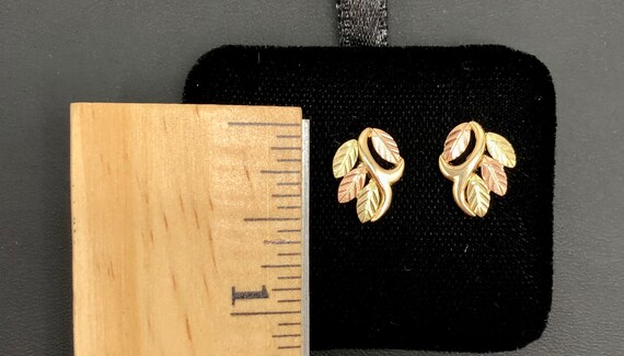 Lovely Vintage Coleman 10K Black Hills Gold Earri… - image 6