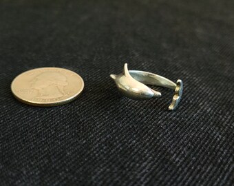 Vintage Sterling Silver Dolphin Ring