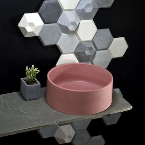 Charming in Pink : The Sink with Feminine Allure