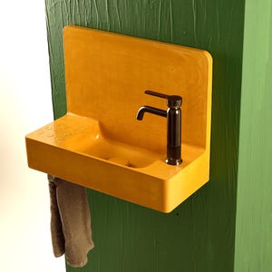 Barbican Flat Wall-Mounted Concrete Sink – Deep Corn Yellow