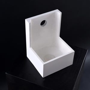 Custom Concrete Washbasin: Ergonomic Backsplash, Wall Mounted Bucket Sink