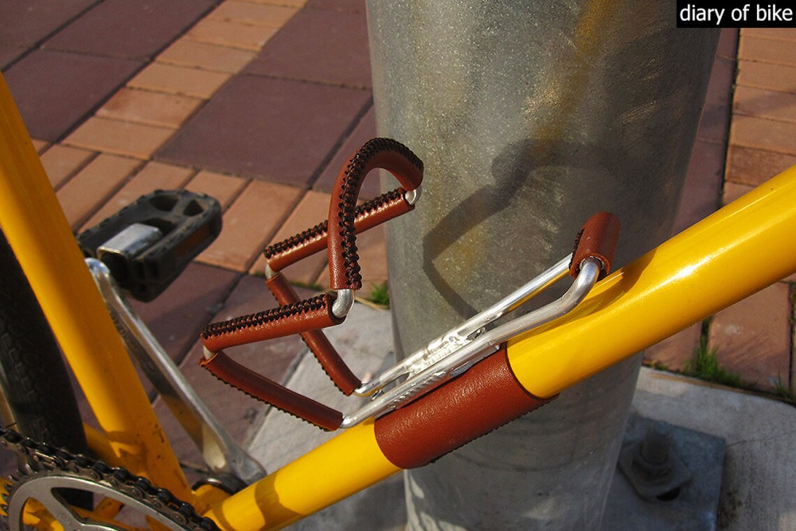 strapon water bottle holder for bike