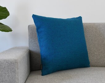 Hallingdal by Kvadrat 460760–810 Blue Pillow Cover