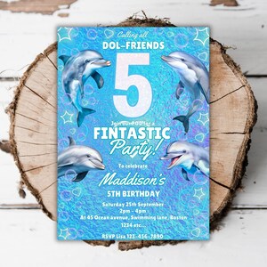 Invitation 5e anniversaire imprimable dauphins sous la mer, modèle d'évitement de cabosse de poisson modifiable pour l'âge de cinq ans, dauphin de mer J2