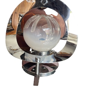 Table lamp
