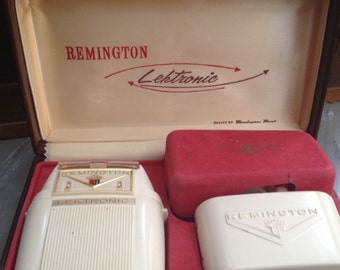 Vintage Remington razor