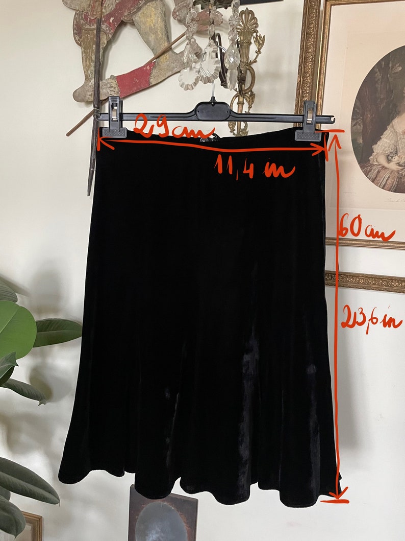 Elegant and beautiful Black silk velvet skirt size M image 8