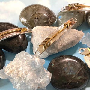 Arrowhead Connector Charms - Western Style Charms - Antique Silver and Antique Gold - Southwest Bracelet Findings (SP0084003)