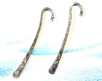 Sunburst Bookmark Finding: Antique Silver Reader Gift (123mm x 22mm), SP01263