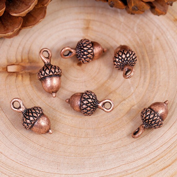 10 Acorn charms antique copper tone CC5