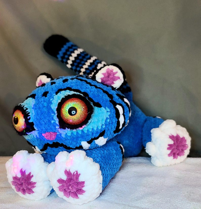 Amigurumi-Häkelmuster für Dämonenjäger Bild 6