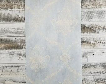 Papel pintado damasco azul y crema con efecto envejecido, diseño moderno y elegante estilo rústico CH22567