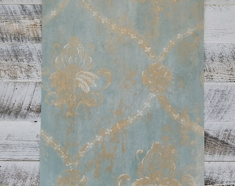 Aquablauw en goud verweerd damast vintage behang CH28248