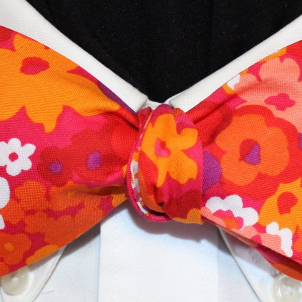 POWER OF PINK, Fabulous Japanese cotton floral pattern bow tie- 70's style - in hot colors, for groovy people everywhere