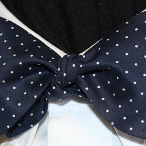 WINSTON CHURCHILL Bow Tie: Handmade, Bespoke, For the Well-Dressed, Cotton Self Tie Style, navy, white polka dots