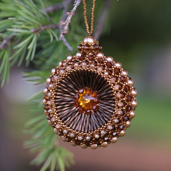 Boule de Noël marron et orange en perles de rocaille et cristaux de style vintage