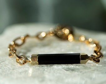 Black Onyx Bar Toggle Bracelet, Chunky Gold Toggle Clasp Bracelet, Gold Chain Bracelet, Black Onyx Bracelet