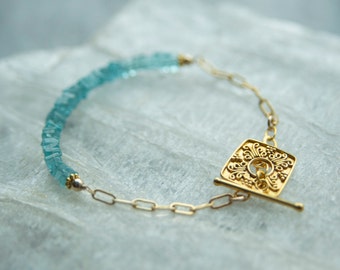 Apatite Gemstone Bar Bracelet: 14K Gold Filled Chain, Bali Toggle Clasp
