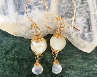 Moonstone Earrings, Moonstone Drop Earrings, Wire Wrapped Earrings, Wire Wrapped Jewelry, Moonstone Jewelry, Drop Earrings