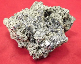 ビッグ！十二面体方鉛鉱結晶クラスター（ドゥルージーパイライト結晶