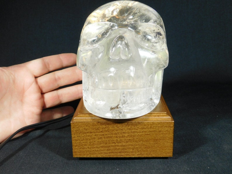A Brown Top Quality SQUARE Display Stand With a LIGHTED Base!