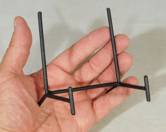 Easel Display Stand Medium Size Iron Black Color