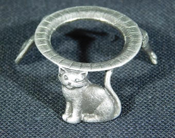 Sphere Display Stand Small Size CAT Design Pewter Color