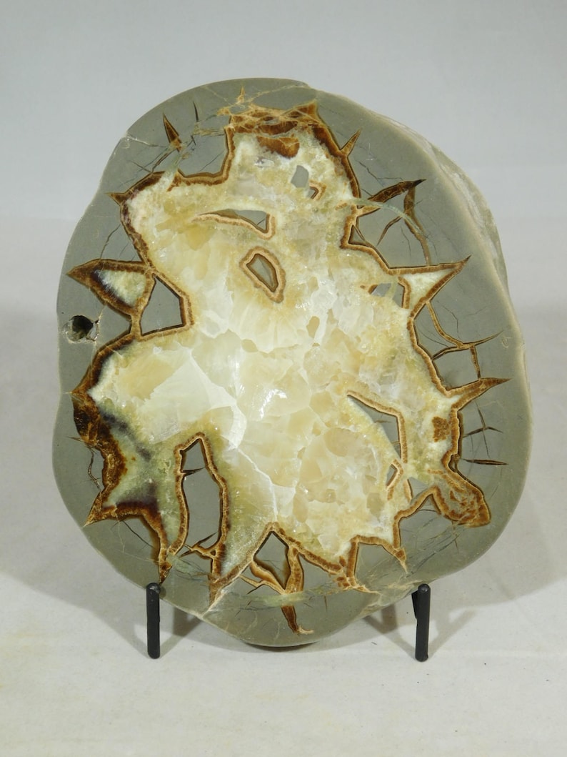 Easel Display Stand Medium Size Iron Black Color image 4