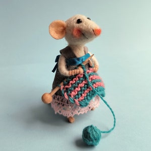 Needle felted mouse Knitting Dollhouse personalized custom gifts  Collectible sweet dream animal felting wool Waldorf eco toy ready to ship