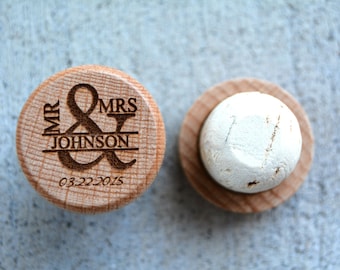 Personalized Wine Stopper Wedding Favor, Engraved Wood Wine Corks, Customized Wine Cork Bridal Shower Favors