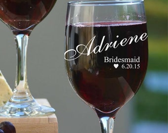 Geätzte Weingläser, personalisierte Brautjungfern Geschenke, Trauzeugin Geschenk, Geschenk für Brautjungfer, Brautpartygeschenke, Hochzeit Weingläser