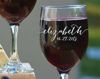Personalized Wine Glasses, Bridesmaid Gift, Bridesmaid Wine Glasses, Maid of Honor Gift, Etched Wine Glass, Custom Bridal Party Wine Glass