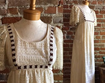 Vintage 1960's/1970's Neusteters Hippie Flower Child Wedding BOHO Prairie Lace Dress