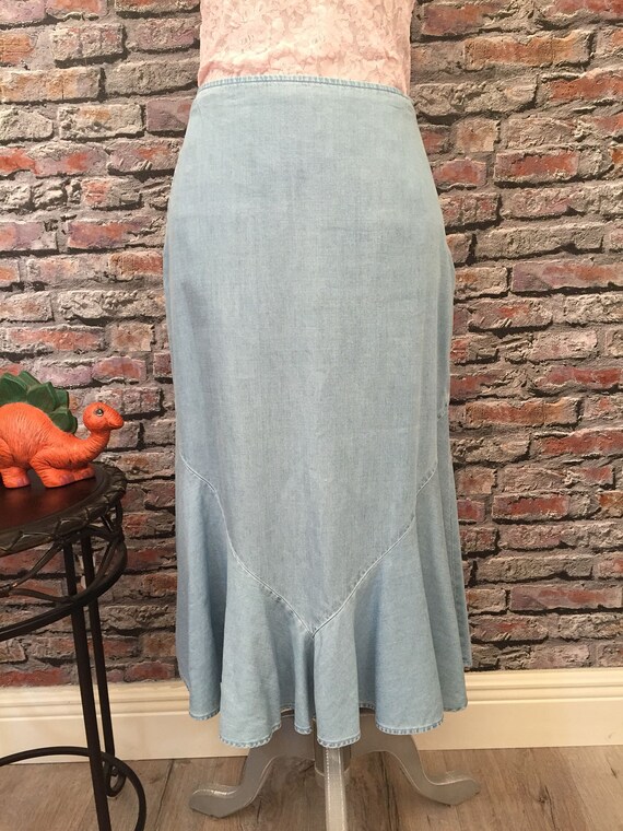 Vintage Cotton Chambray Fluted Hem Midi Skirt    … - image 4