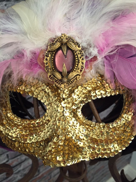 Vintage 1980's Feather Sequin Mask Pink Purple Ha… - image 5