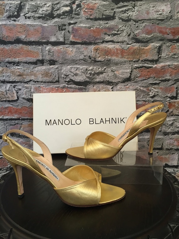 Vintage Manolo Blahnik Metallic Gold Sling Back S… - image 1