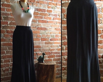 Women's Vintage Maxi Length Black Skirt with Flare Bottom