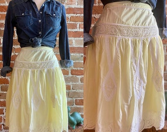 Vintage 1990’s Anthropologie BOHO Lace Embroidered Lithe Skirt, Size 4