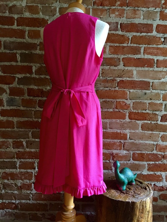 Women's Vintage & Preppy Bright Pink Ruffle Dress - image 5