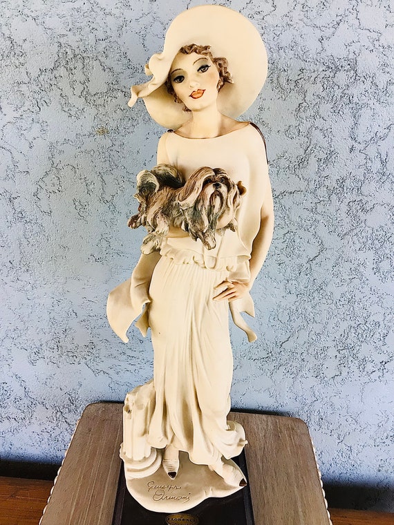 Giuseppe Armani Figurine -sophia Art 0636-F Woman With Dog Statue