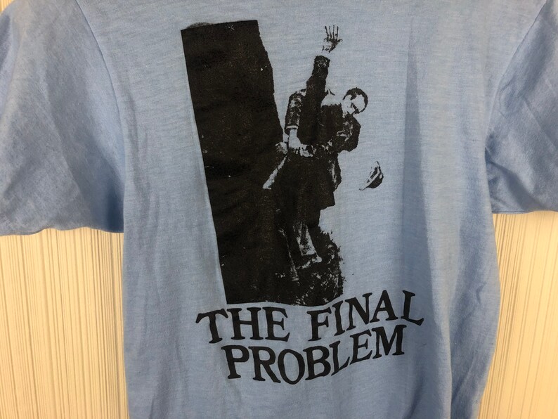 Unisex S 90s The Final Problem Sherlock Holmes Baby Blue Graphic Tee