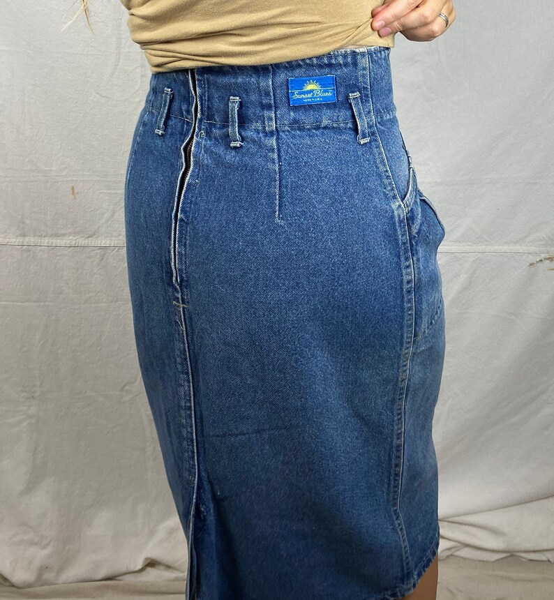 32\u201d Waist Faded Medium Wash High Waisted Denim Skirt.