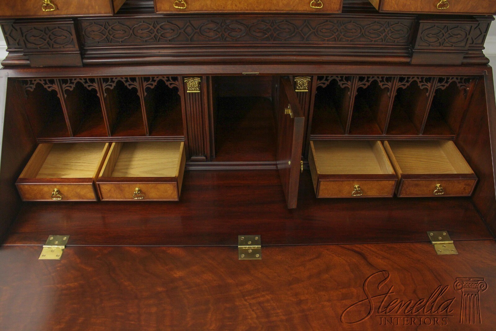 Henkel harris secretary desk deals