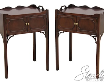 74607: Pair COUNCILL CRAFTSMEN Mahogany Williamsburg Style Nightstands