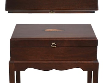 L73711: MADISON SQUARE Mahogany Inlaid Silver Lidded Box