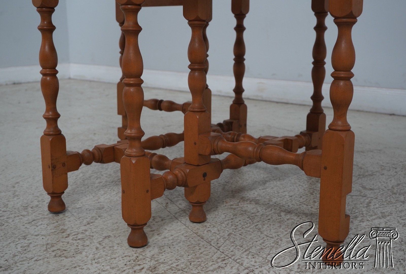 L62575EC: KITTINGER CW-55 Colonial Williamsburg Maple Drop